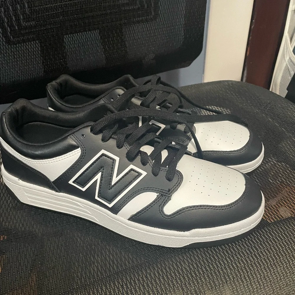New Balance 480 Men's Black and White Sneakers - Picture 1 of 11